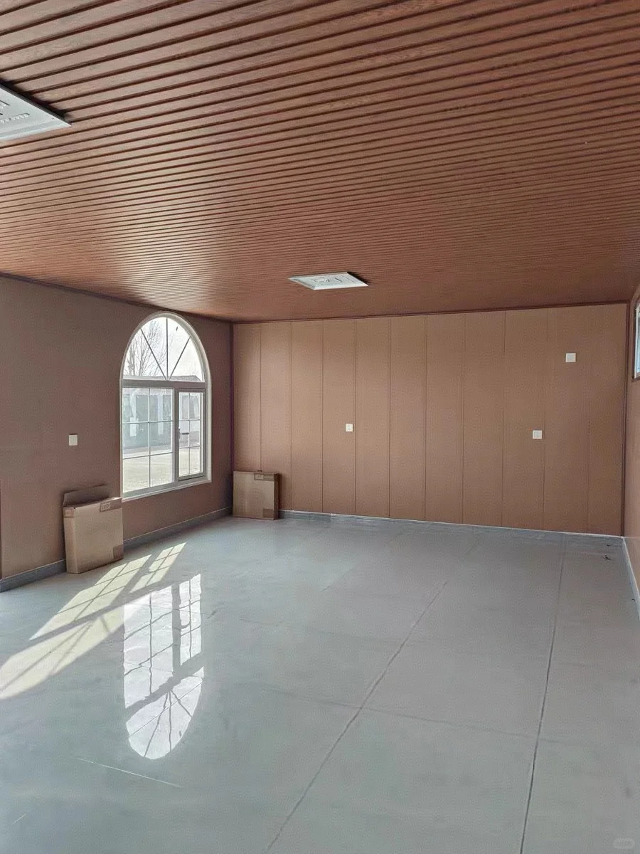 Cheap Prefab Flat Pack Shipping Container Home Luxury Villa Sandwich Panel Quick Assemble Office Storage Workshop Building