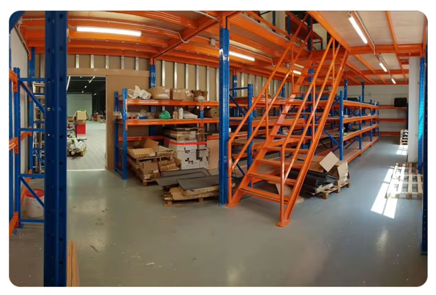 OEM Customized Steel Mezzanine Floor Manufacturer for Warehouse Storage and Factory Projects