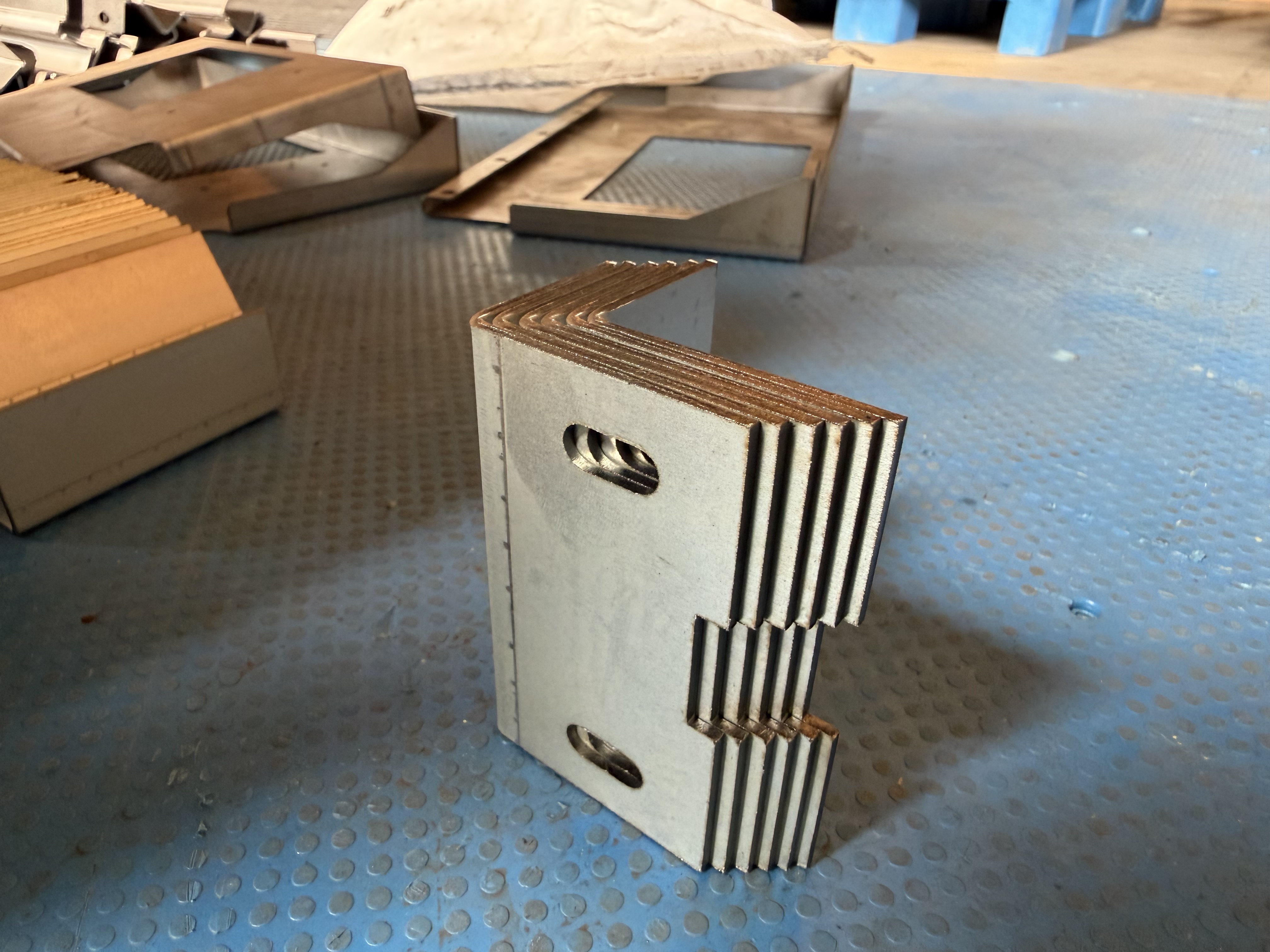 Custom Sheet Metal Bending Welding Fabrication Services-Stainless Steel Carbon Steel Galvanized Sheet | OEM/ODM | IATF 16949