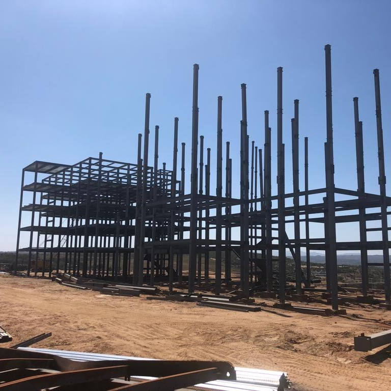 Light Weight Prefabricated Steel Structure Office Hotel Warehouse Workshop Building Pre-Engineered Structural Steel Building