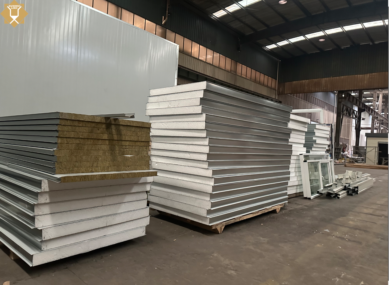 Space Efficiency Premium 20ft Quick-Assembly Flatpack Shipping Container for Logistics House Hotel Contemporary Design Robust