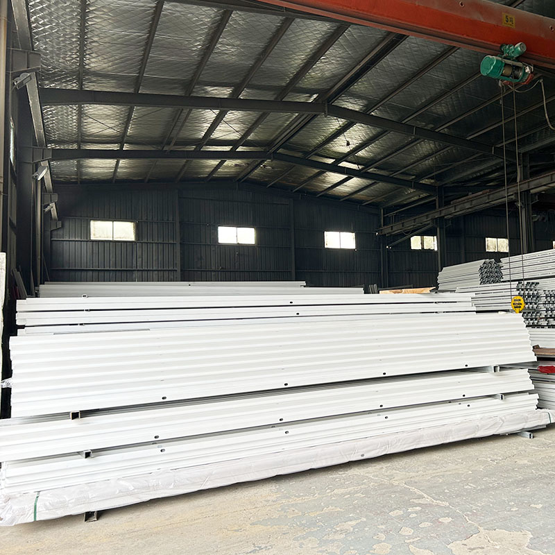 Thermal insulation and fire retardant