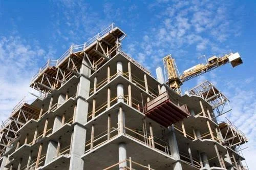 Substructure concrete casting and curing for steel building